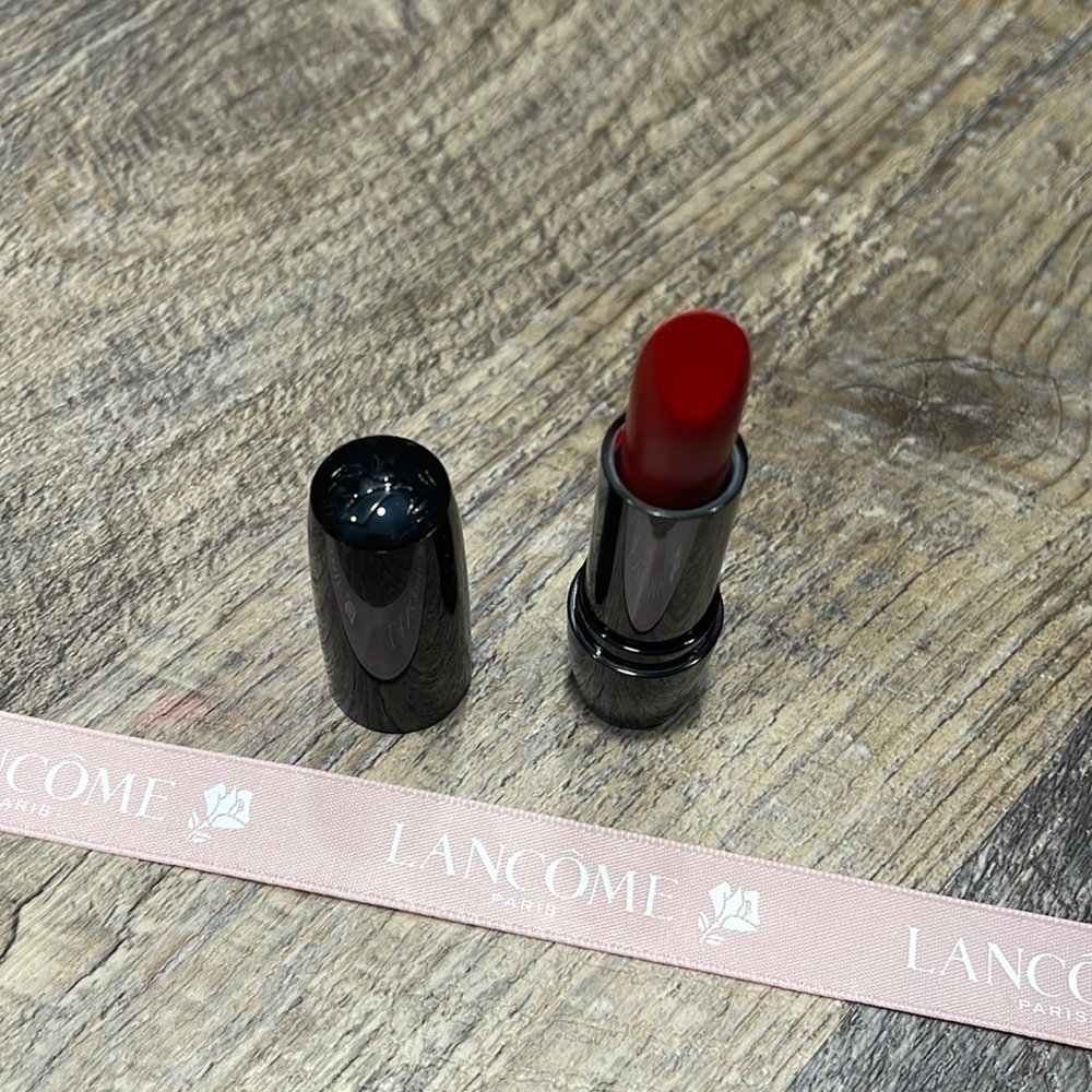 Lancôme color design lipstick - red haute(Matt)